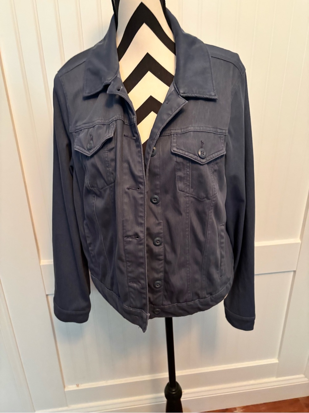32° COOL Women’s Light  Button-Up Jacket Blue